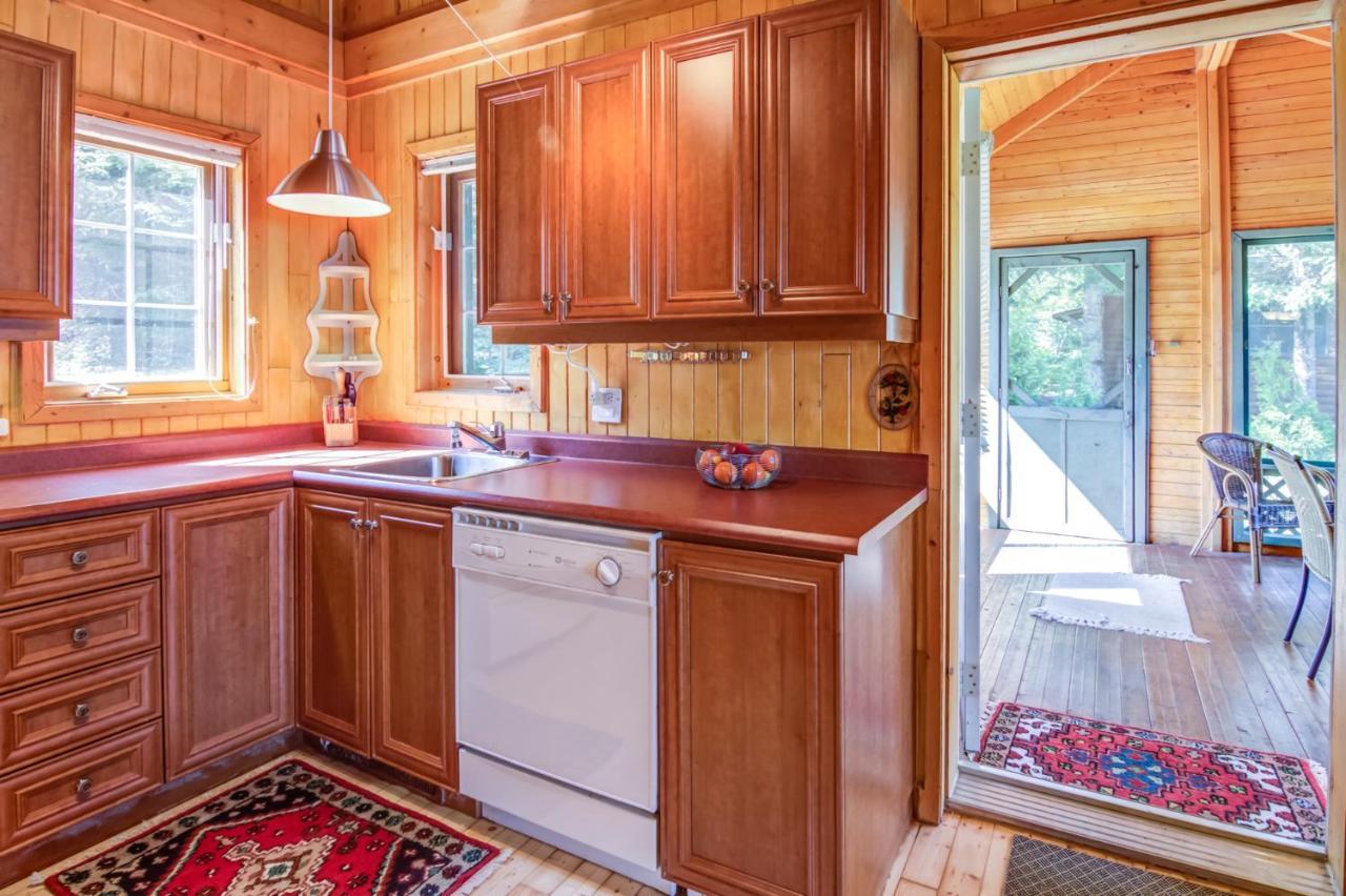 Le Cent Villa Saguenay Bagian luar foto